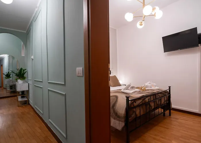 St Mark's Square - K Collection *